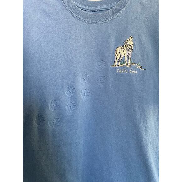 Vintage Blue T Shirt With Embroidered Wolf Design Paw Prints T&D’s Cats - Picture 2 of 3